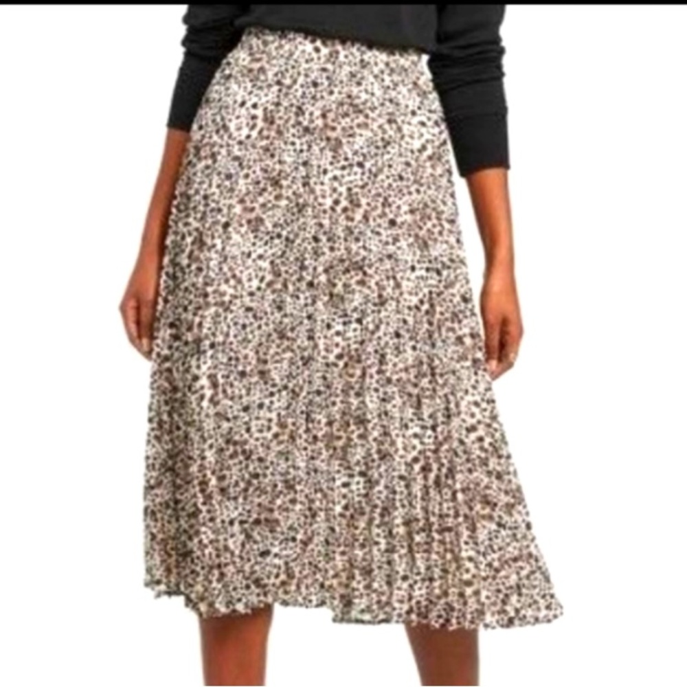 New With Tags A New Day Target Pleated Midi Skirt in Leopard or Tan Print